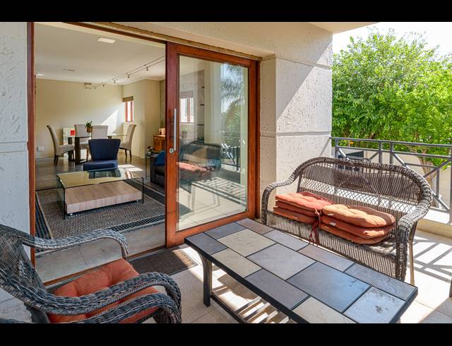 2 BEDROOM APARTMENT RENTED IN MORNINGSIDE